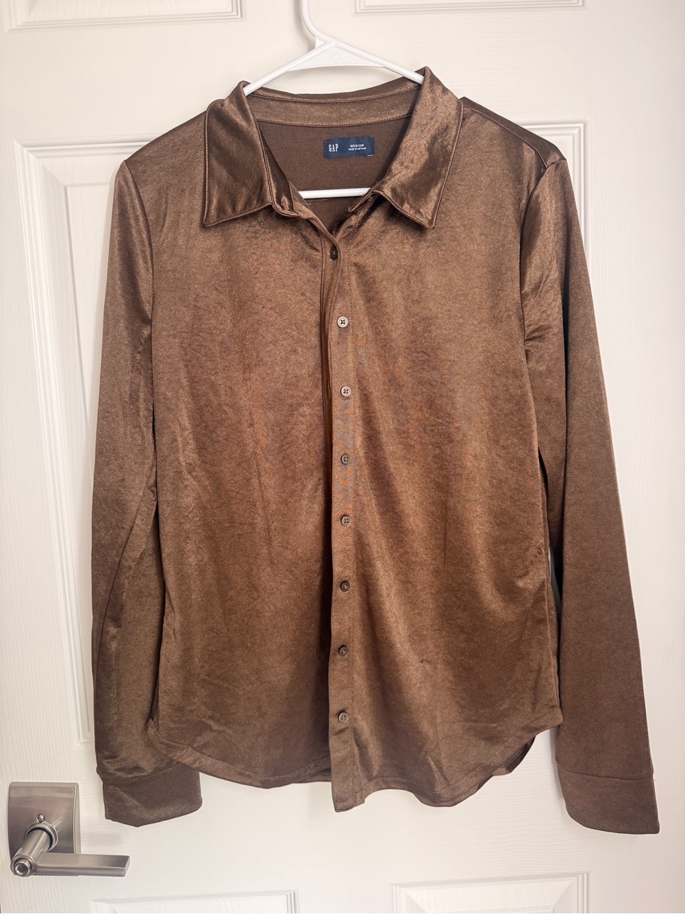NWOT GAP metallic Brown Satin-Feel Button Front Shirt